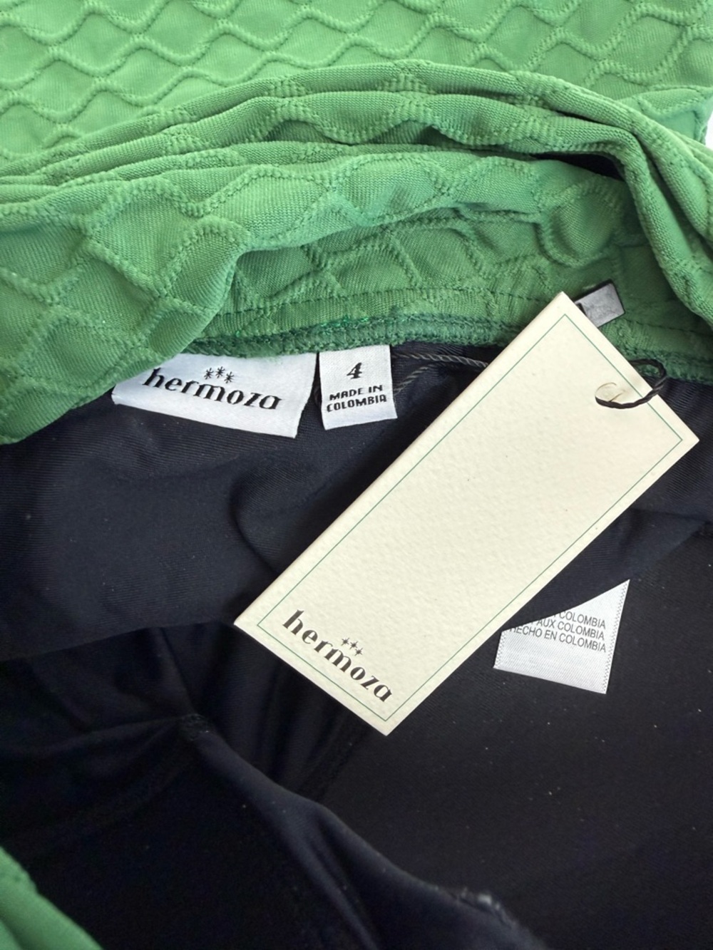 Hermoza Juliana Off-Shoulder One-Piece Swimsuit Kelly Green Swim Bathing Suit - Picture 6 of 8
